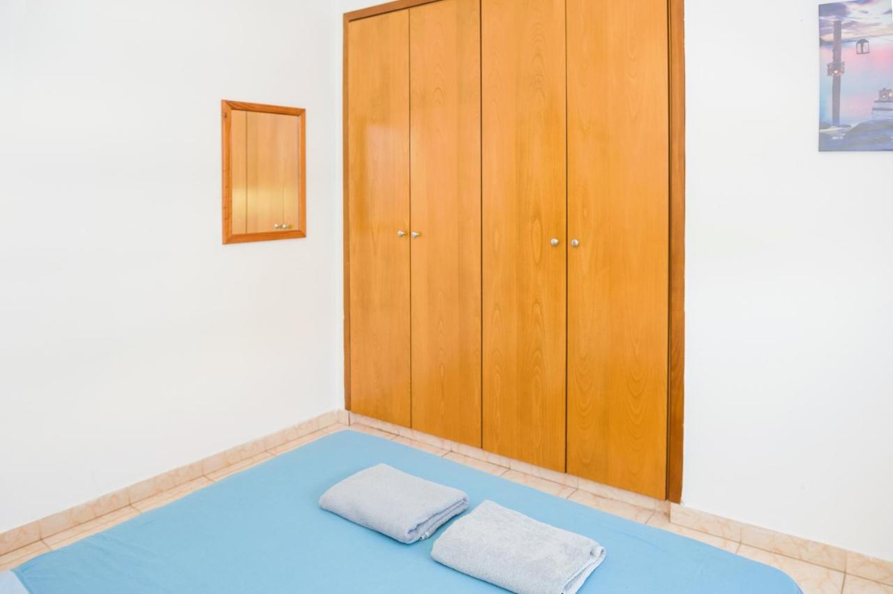 Mynapa Apartments アヤナパ エクステリア 写真